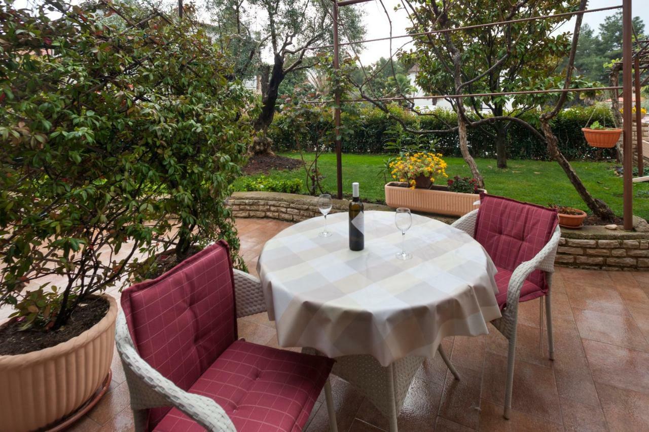 Apartman Alberta Porec Exterior photo