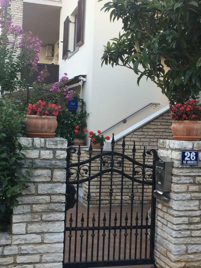 Apartman Alberta Porec Exterior photo